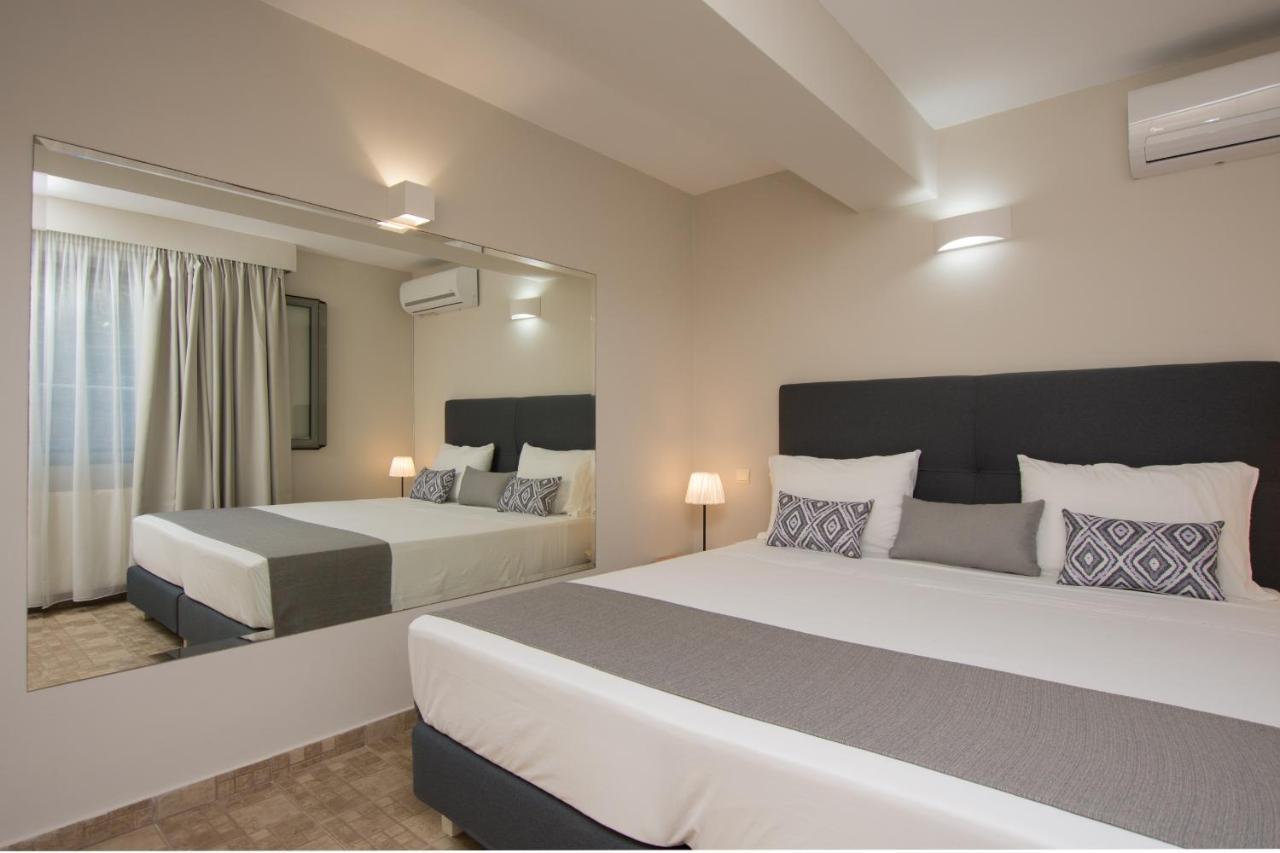 Golden Coast Boutique - Luxury Living Aparthotel Kypseli ภายนอก รูปภาพ