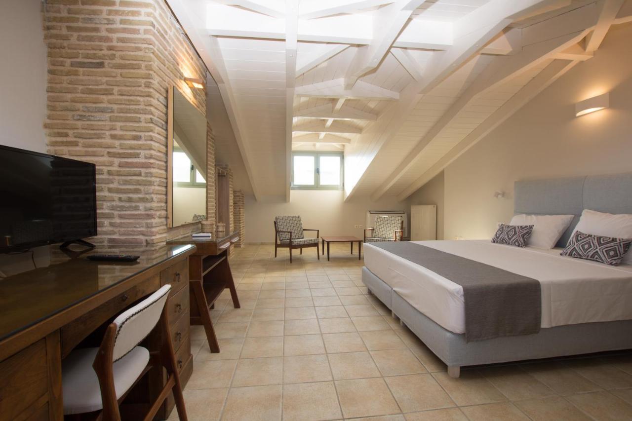 Golden Coast Boutique - Luxury Living Aparthotel Kypseli ภายนอก รูปภาพ