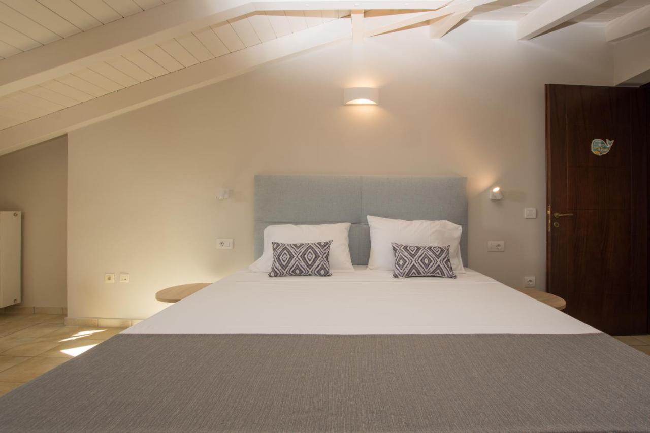 Golden Coast Boutique - Luxury Living Aparthotel Kypseli ภายนอก รูปภาพ