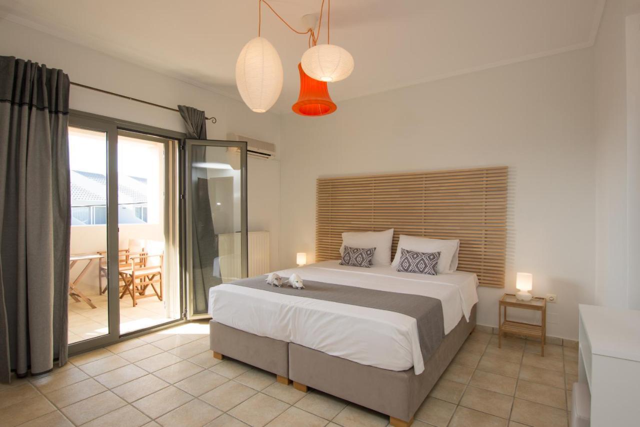 Golden Coast Boutique - Luxury Living Aparthotel Kypseli ภายนอก รูปภาพ