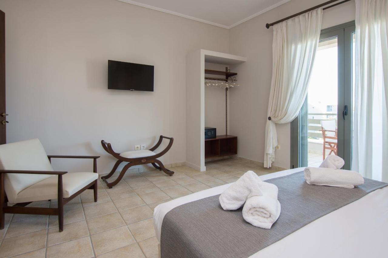 Golden Coast Boutique - Luxury Living Aparthotel Kypseli ภายนอก รูปภาพ